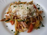 Zeleninové špagety se šunkou a zeleninou recept