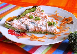 Brokolicový koláč s mrkvovou pomazánkou recept