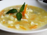 Květákovofenyklová polévka recept