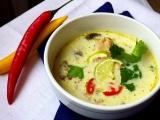 Thajská kuřecí polévka recept