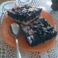 Babiččin borůvkový koláč s drobenkou recept