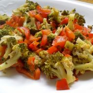 Lehký brokolicový salát recept