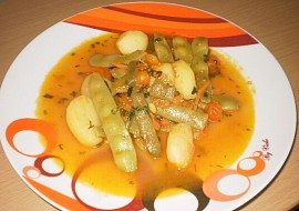Řecké fazolové lusky s bramborama- fasolakia me patates recept ...