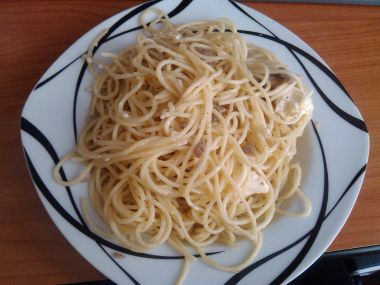 Rychlé špagety s vepřovým masem