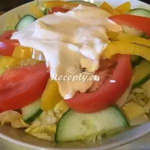 Osvěžující letní zeleninový salát recept  saláty