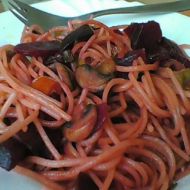 Výborné špagety s červenou řepou recept