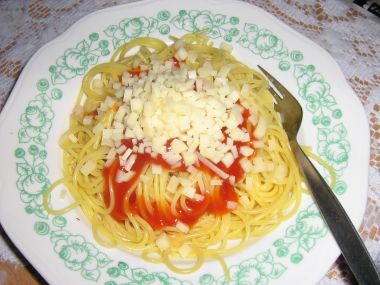 Lehké špagety s bazalkou