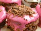 Růžové dortíčky s kefírem recept