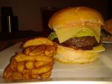 Hovězí hamburger s domácí bulkou recept