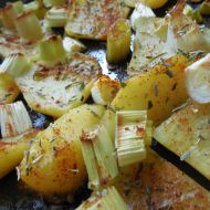 Pečené brambory s jarní cibulkou recept