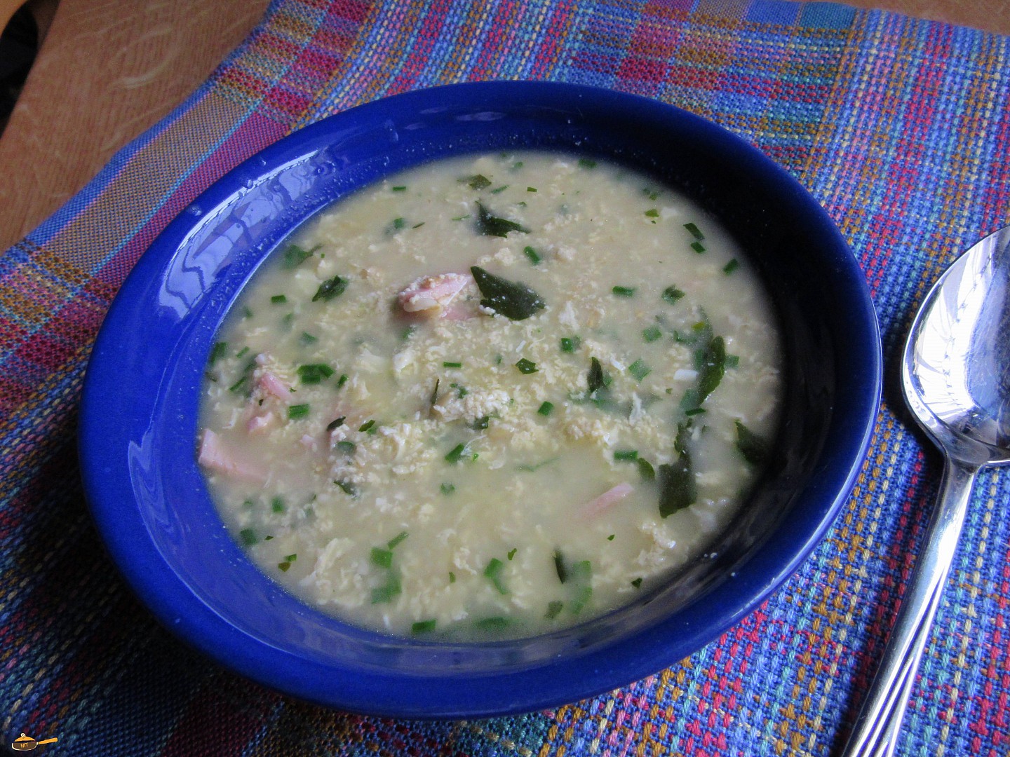 Drožďová polévka s ovesnými vločkami, vejci a šunkou recept ...