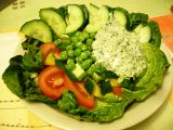 Zeleninový salát s bylinkovým dressingem recept