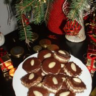 Kakaové dortíčky s ořechovým krémem recept