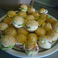 Plněné slané minihamburgery recept