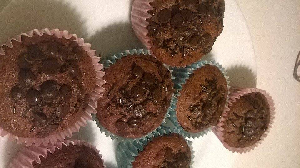 Čokoládové muffiny s čokoládovou posypkou recept
