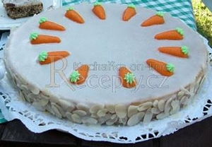 Mrkvový dort s mandlemi