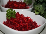 Salát z červené řepy s křenem recept