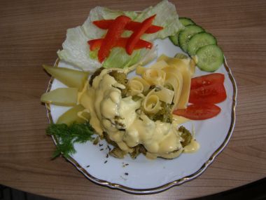 Sýrová omáčka na květák a brokolici, sýrová polévka
