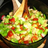 Zeleninový salát s kuřecím masem recept