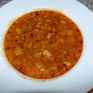 Gulášová polévka z mletého masa recept