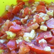 Rajčatový salát s mozarellou recept