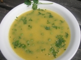 Krémová zeleninová polévka s hráškem recept