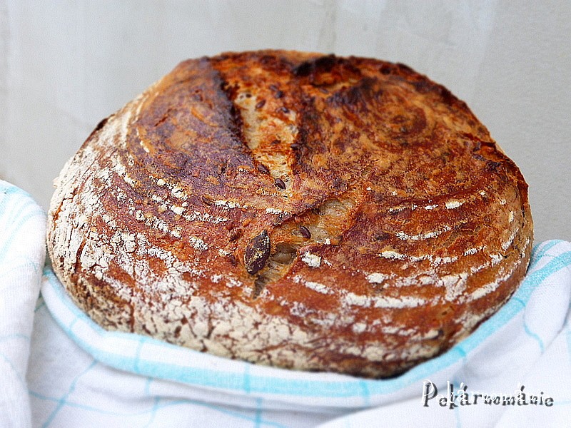 Pšeničný kváskový chleba se semínkovou záparou recept ...
