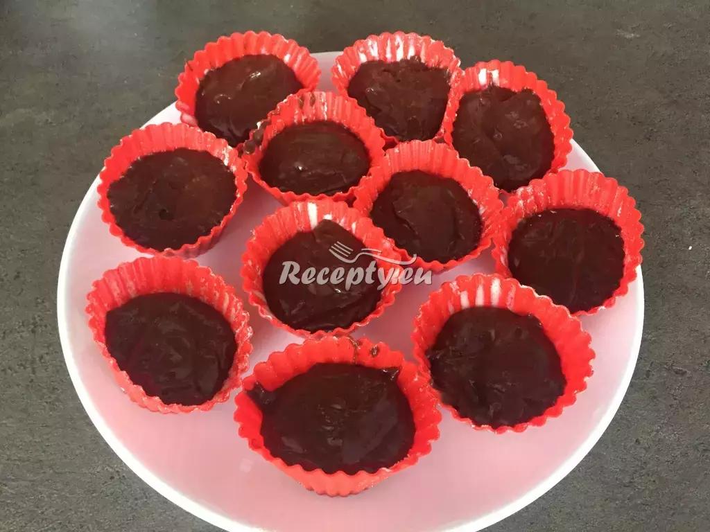 Jablečné muffiny s čokoládou recept  moučníky