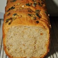 Cibulovo-česnekový chléb Nedašov recept