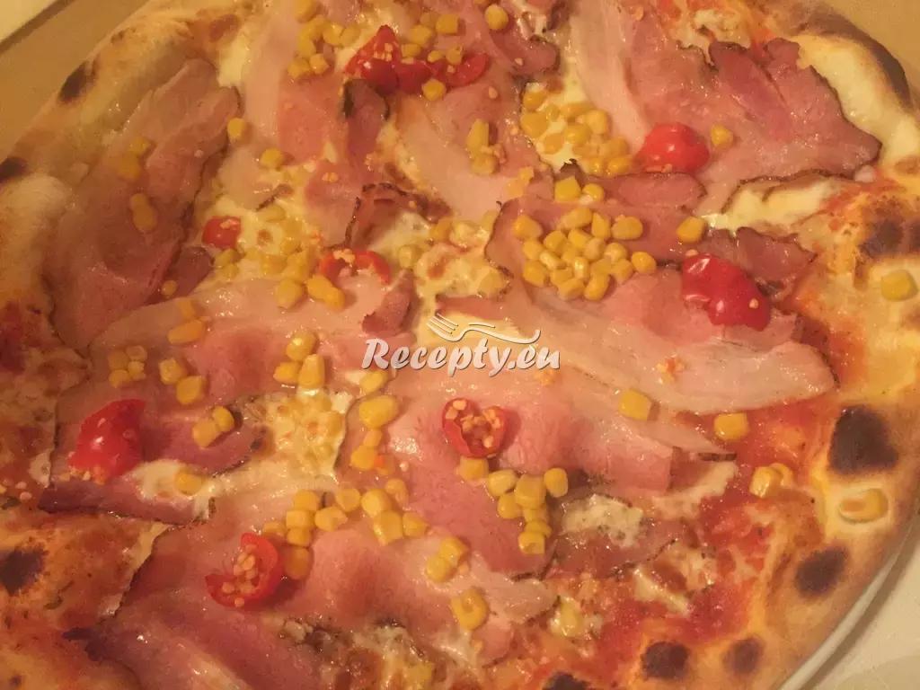 Celozrnná pizza recept  pizza
