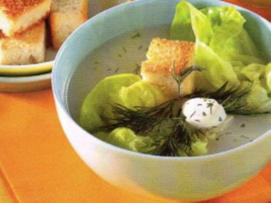 Salátová polévka