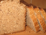 Kváskový semínkový chléb s taveným sýrem recept