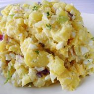 Bramborový salát s vejci a řapíkatým celerem recept