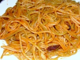 Ostré plody moře se špagetami tří barev recept