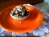 Muffinky s kousky čokolády, polevou a ořechy recept