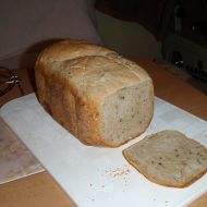 Semínkový chléb z domácí pekárny recept