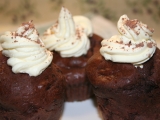 Čokoládové muffiny s nutellou a krémem recept