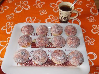 Kokosové muffiny s marmeládou