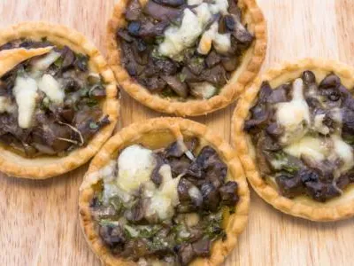 Recept Koláčky s houbami Recept Koláčky s houbami