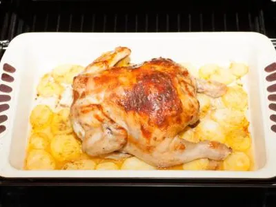 Recept Pomalu pečené kuře s brambory
