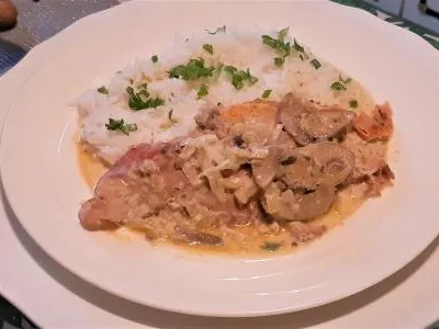 Vepřová plec se žampionovou omáčkou