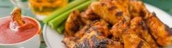 Grilovaná kuřecí křidélka s Tamarind Chipotle barbecue omáčkou