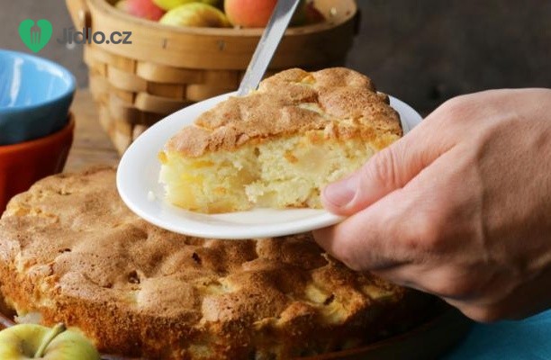 Jablečný koláč se zázvorem recept