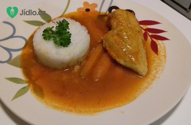 Kuřecí prsa v omáčce s mrkví a rýže Basmati recept