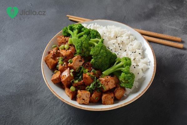 Teriyaki tofu s brokolicí recept