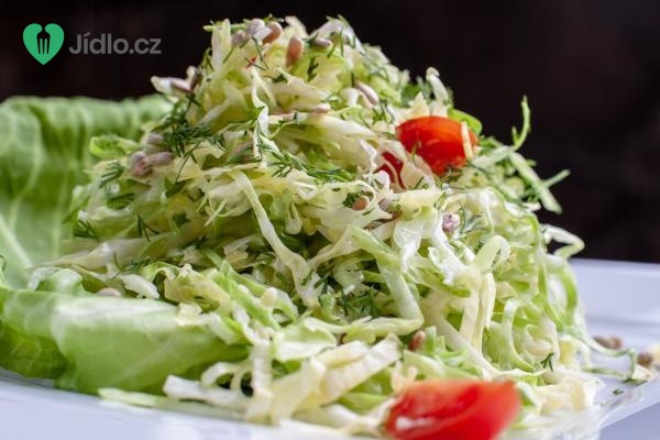 Zelný salát s dresingem recept