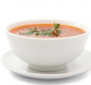 Cuketová polévka s rajčaty