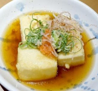 Smažené tofu s japonskou omáčkou ponzu