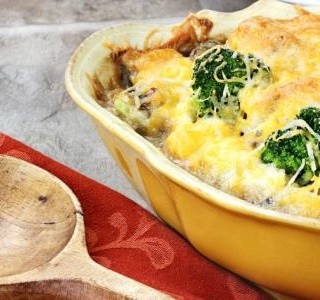 Recept Zapečená brokolice s houbami a sýrem