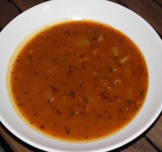 Gulášová polévka